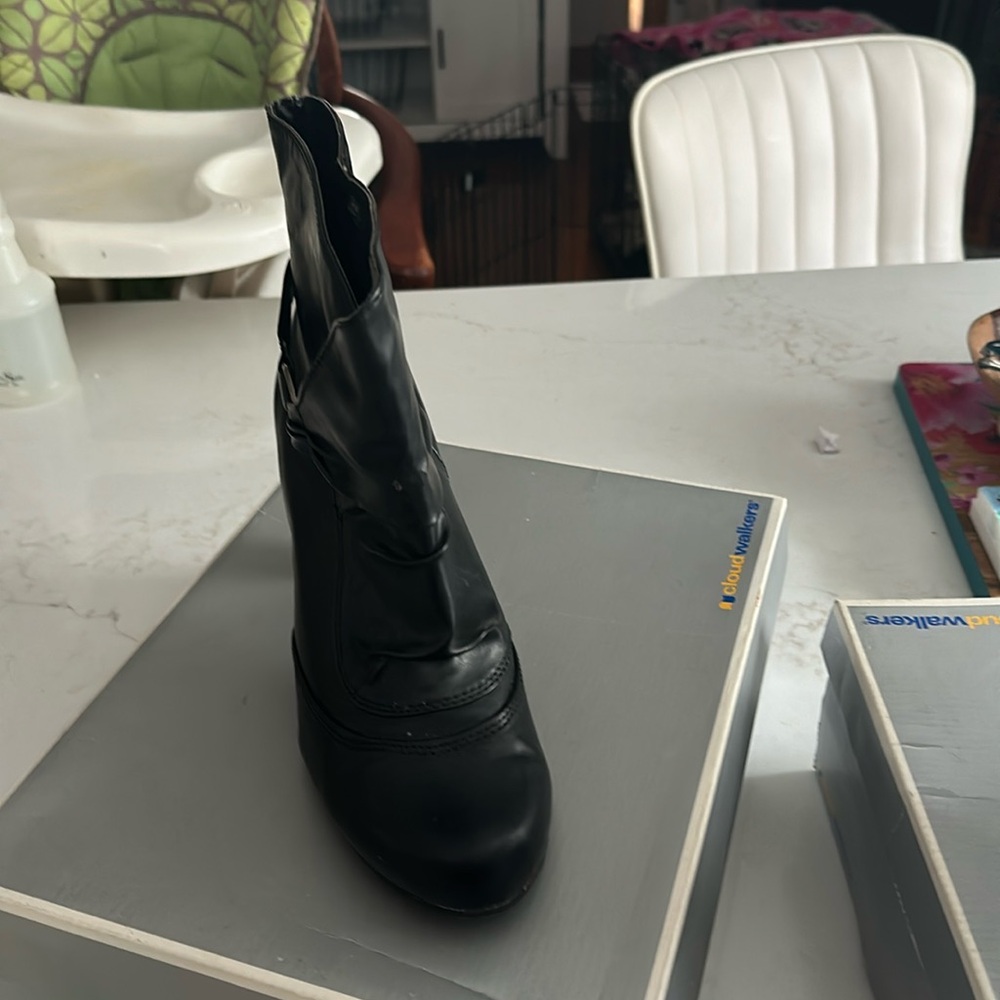 Black bootie new size 11
